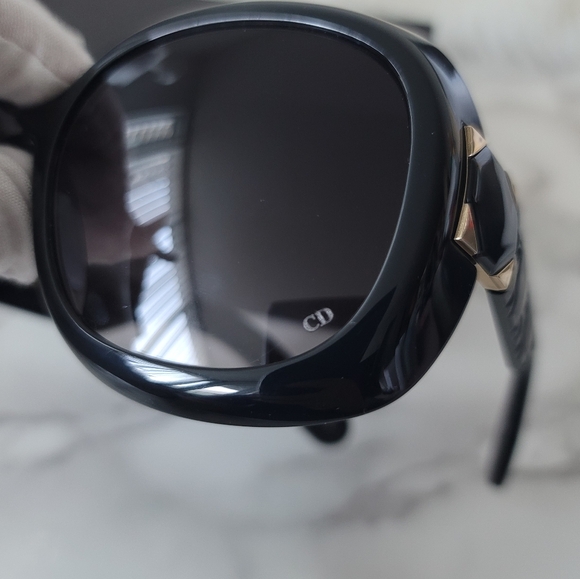 NEW DIOR CD40114I Black Sunglasses - Picture 8 of 15